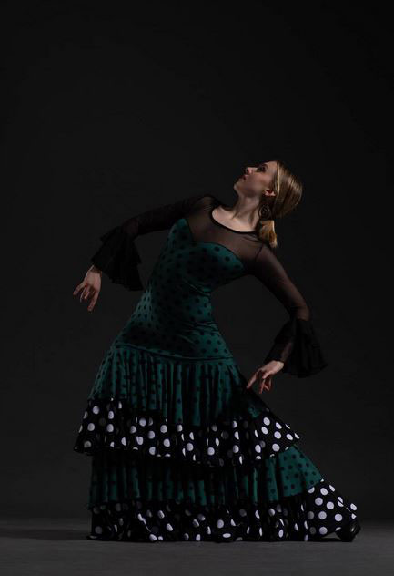 Robe pour la Danse Flamenco modèle Rufina. Davedans